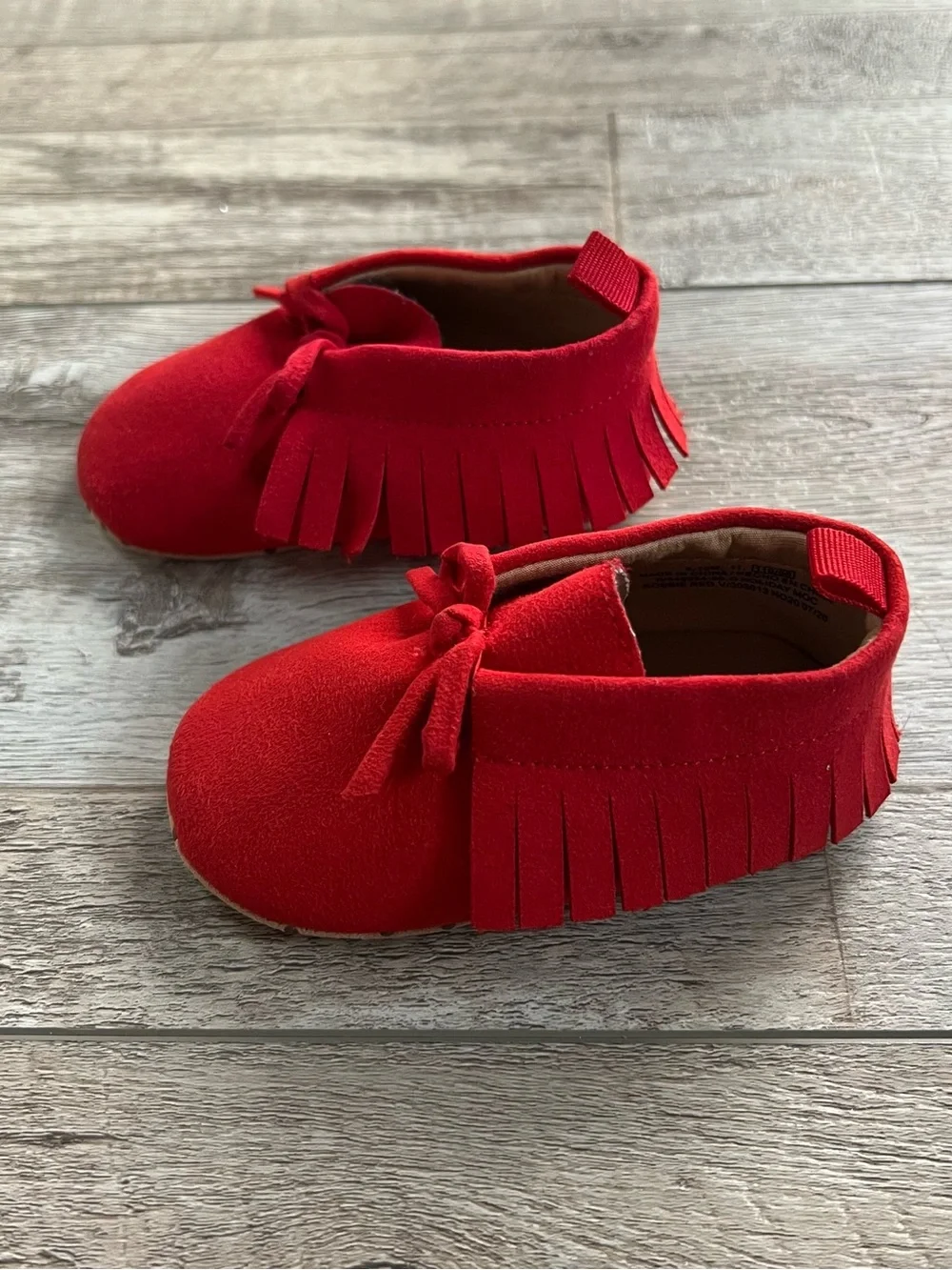 Old Navy Red Fringed Moccasin Baby Shoes Size 6-12 Months